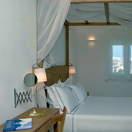 Keros Art Szálloda Meszariá